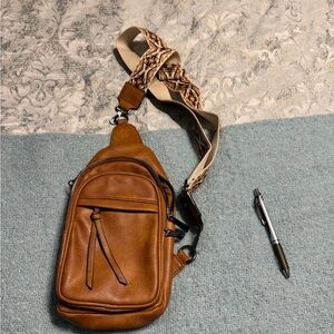 Medium brown crossbody sling bag